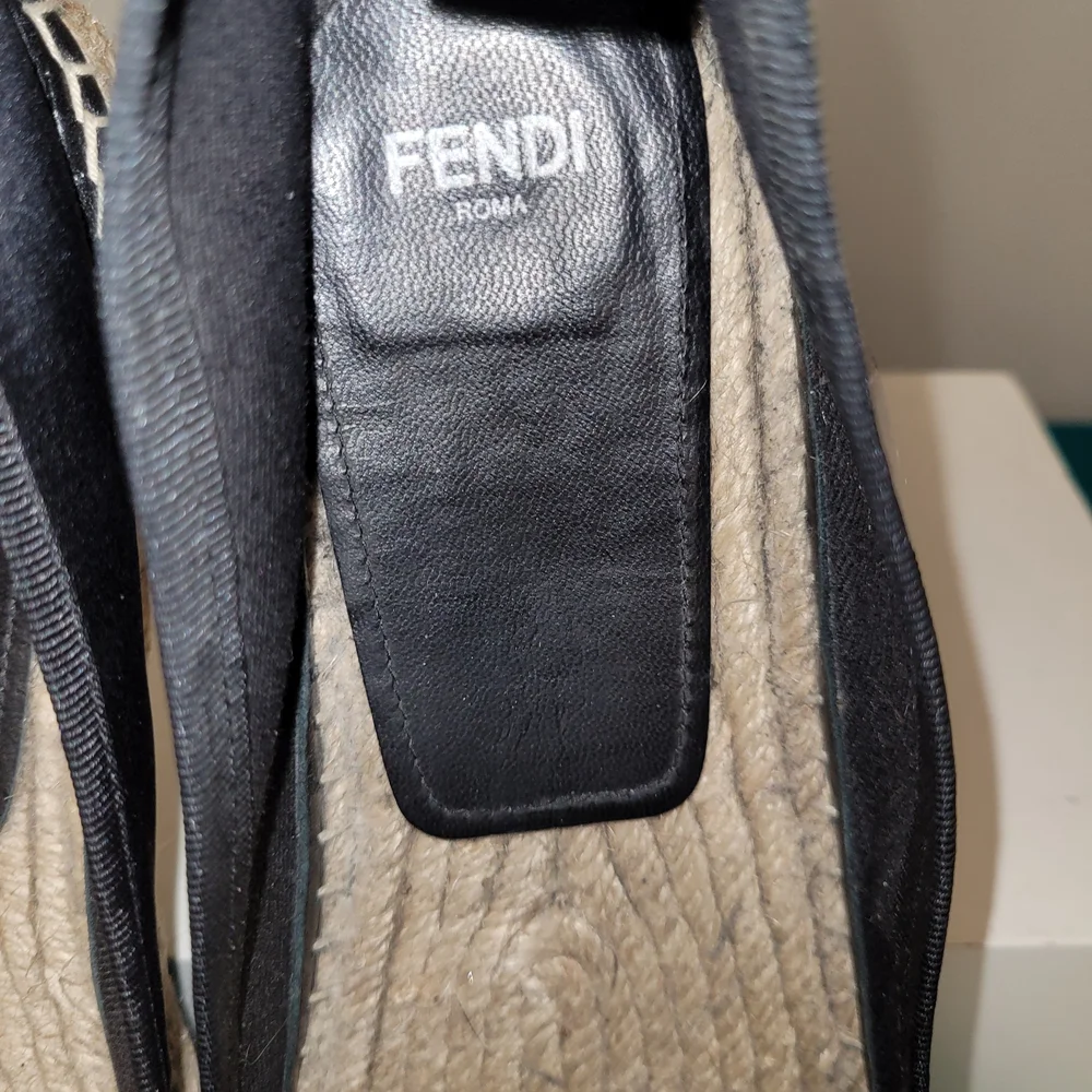 Fendi Black and Gray Floral Espadrilles - Picture 5 of 7